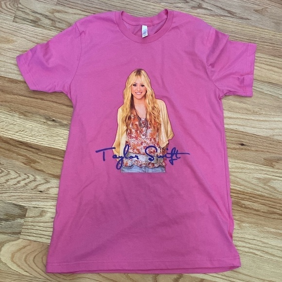 Bella Canvas Tops - Taylor Swift Pink Tee T-shirt Women’s Size M Graphic Cotton crew neck Swifty